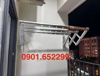 Thi công ,lắp đặt giàn phơi gắn tường tại chung cư A1/A2 