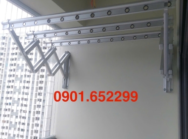  Giàn phơi gắn tường cho ban công hẹp