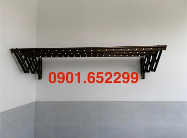  Giàn phơi gắn tường lắp đặt trong ngày