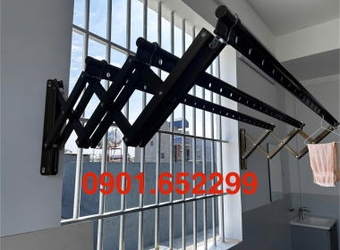  Giàn phơi gắn tường thiết kế gọn gàng