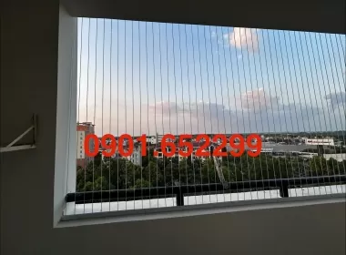  Thi công lưới an toàn ban công tại chung cư A1/A2