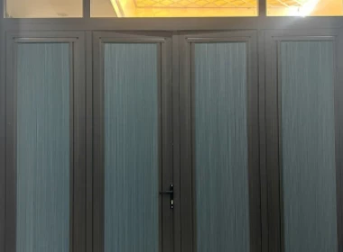  Vách ngăn lạnh rèm tổ ong tại Đồng Nai