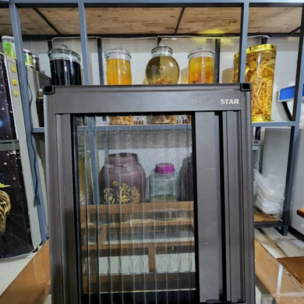 Cửa Lưới Chống Muỗi màu cafe cháy