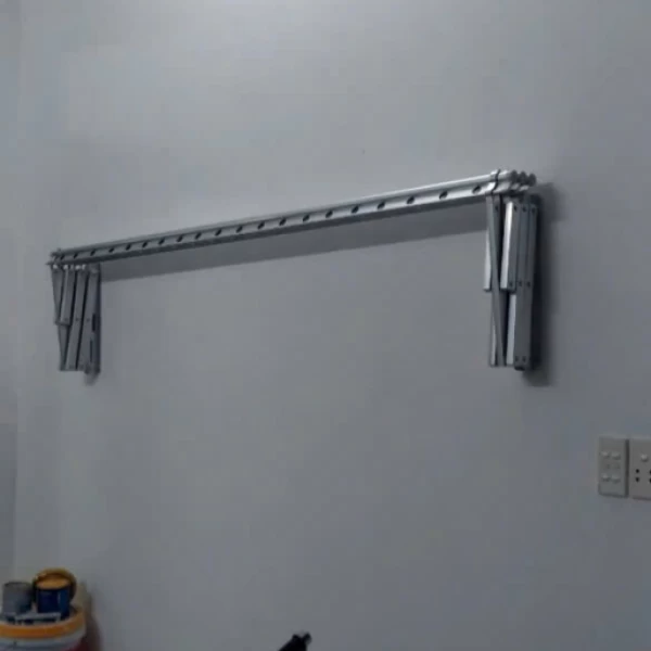 giàn phơi gắn tường hợp kim nhôm